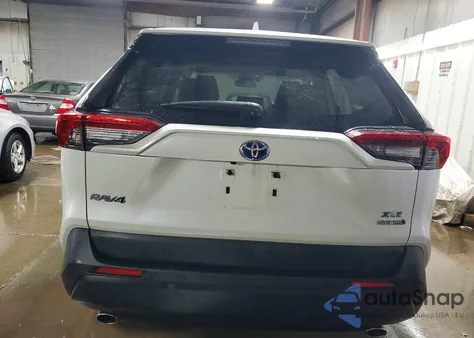 2022 Toyota Rav4 Xle Premium z USA, uszkodzony, nr VIN JTMB6RFV9ND530062